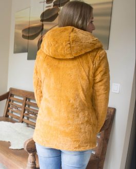 Jas gewatteerd met faux fur (omkeerbaar) okergeel