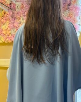 Blouse lichtblauw vleermuismouwen